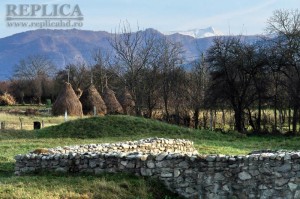Problemele arheologilor cu proprietarii terenurilor situate pe situl de la Ulpia Traiana sunt mai vechi de un secol, iar situaţia rămâne încâlcită