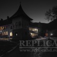 Mănăstirea Prislop fotografiată de Remus Suciu pe înserat.