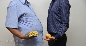 Fast-food-ul este învinovăţit de obezitate, iar “antidotul” constituit de fructe se numără printre produsele pe care hunedorenii le consumă în cantităţi din ce în ce mai reduse