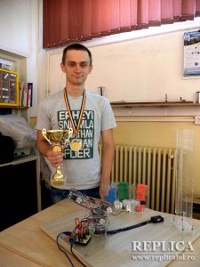 Claudiu a fost medaliat la unul dintre cele mai importante concursuri de fizica din tara