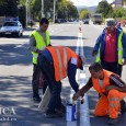După zecile de sesizări venite de la cetăţeni, Primăria şi Poliţia municipiului Hunedoara reuşesc să repare o greşeală din proiectul de reabilitare a principalelor străzi din oraş: linia continuă din […]