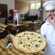 Încă de la primele zile ce au urmat deschiderii sale, Pizzeria Napoli din Hunedoara se bucură de simpatia amatorilor celui mai cunoscut fel de mâncare de provenienţă italiană. Promptitudinea servirii […]