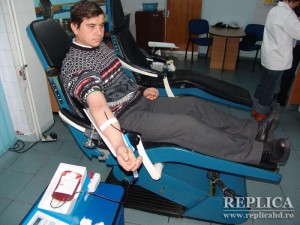 Nu oricine poate dona sânge, însă cei care îndeplinesc criteriile şi ajung donatori se aleg cu un set gratuit de analize medicale, complet şi de foarte mare acurateţe