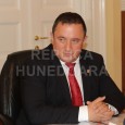 Actualul preşedinte la Consiliului Judeţean Hunedoara este, oficial, alesul liberalilor hunedoreni pentru a candida la un nou mandat în alegerile locale din iunie. Adrian David vrea o listă de candidaţi […]