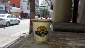 Neata!!! Cafea la tonomat în Manila, 0,35 lei