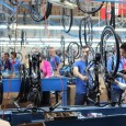 Peste 120 de elevi din Deva participă la un stagiu de practică în fabrica de biciclete de la Sântuhalm. Proiectul este o premieră, iar administratorii companiei susţin că astfel adolescenţii […]