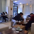 „Orthocaffe” pentru liceeni Orthocaffe-ul (cafeneaua ortodoxă) este, de fapt un centru pentru tineri, unde aceştia se joacă, învaţă şi socializează, dar pot şi să servească un ceai sau o cafea, […]