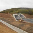 Ministrul Transporturilor ar vrea să renunţe la cele două tuneluri de aproape trei kilometri de pe autostrada Lugoj-Deva, din cauza costului investiţiilor, estimat la circa 180 de milioane de euro. […]